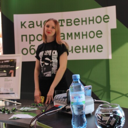 GseryFc86Lg.jpg